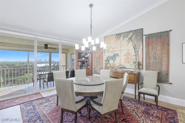 Foto del edificio - 360 Horse Creek Dr