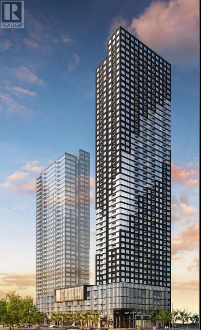 Building Photo - 395 Square One Dr