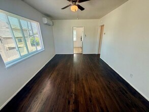 Building Photo - 482-482 Almond Ave