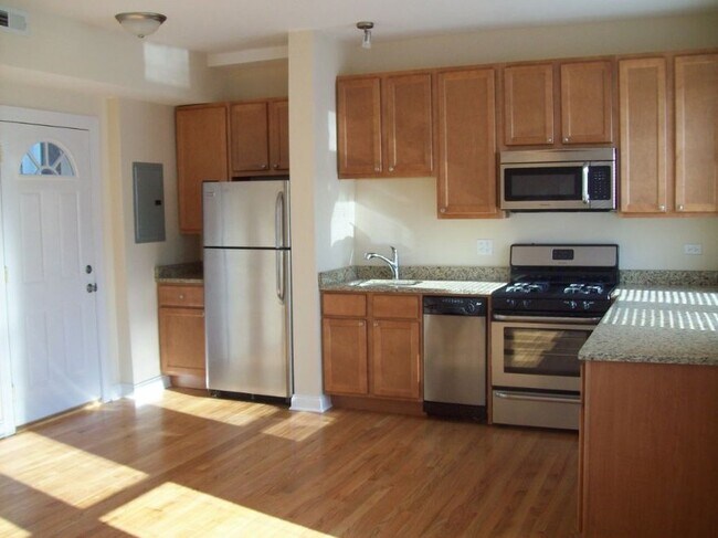 Foto del edificio - 3007 N Spaulding Ave