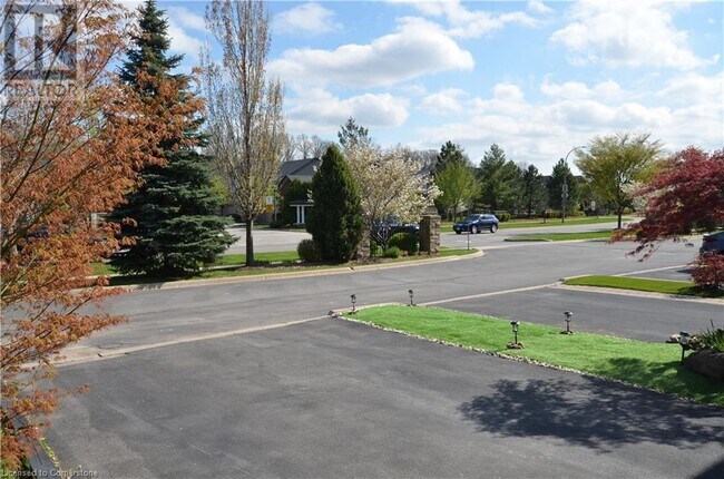 Building Photo - 524 Stonehenge Dr