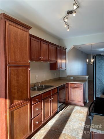 Building Photo - 1007 Laparc Ln