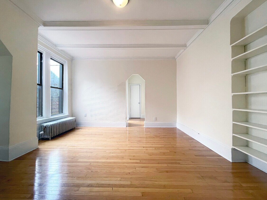 12 Pinehurst Ave Unit 6E, New York, NY 10033 Room for Rent in New
