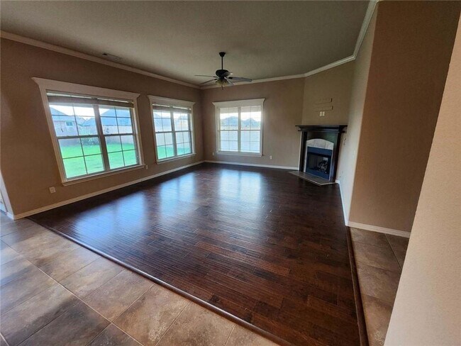 Foto del edificio - 3807 SW Roundstone Blvd