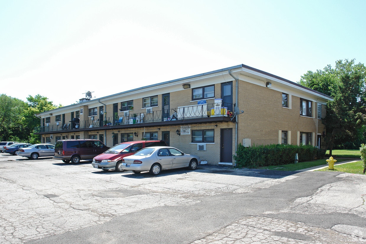 Building Photo - 44 King Arthur Dr