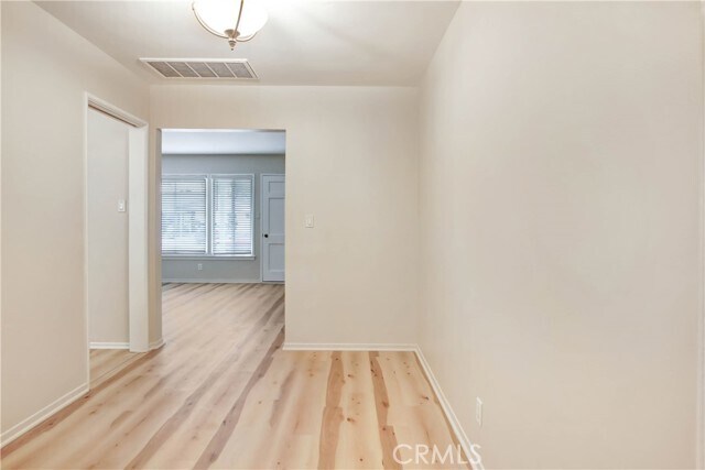 Foto del edificio - 14432 Helwig Ave