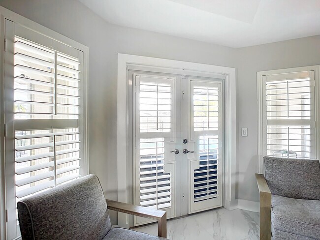 Foto del edificio - 1181 SW Midland Ln