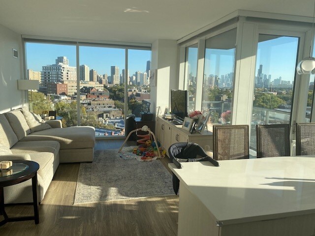 Foto del edificio - 2335 N Lincoln Ave