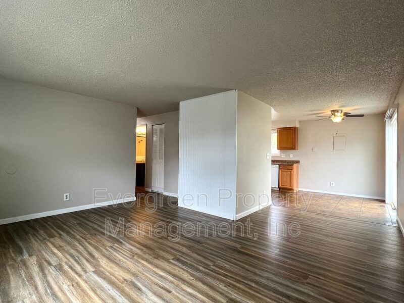 1702 NE 231st Ct, Wood Village, OR 97060 Condo for Rent in Wood