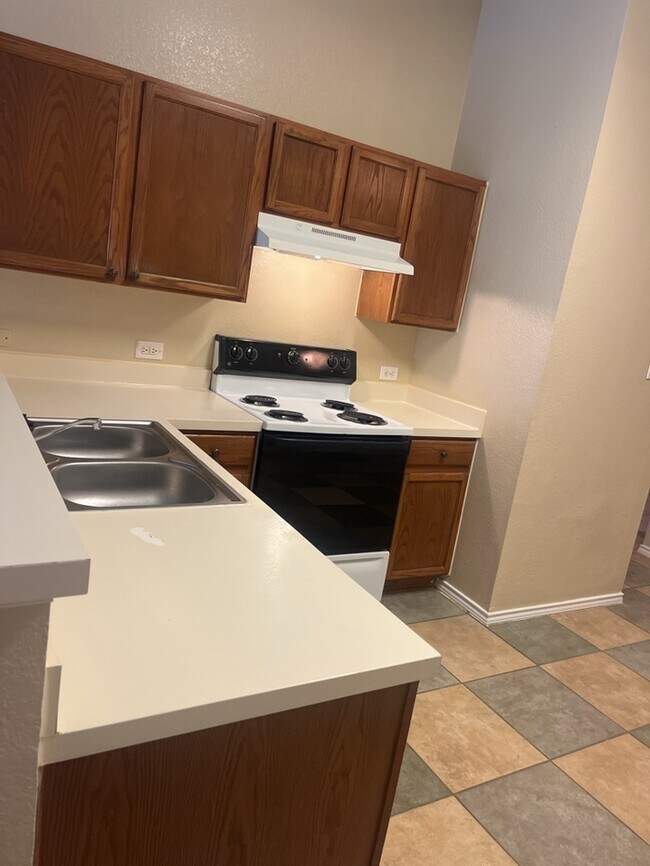 Foto del edificio - Great home in Windmill Farms! 3/2/2 Availa...