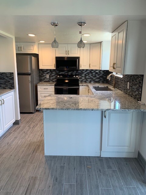 Building Photo - 5775 W Chantilly Cir