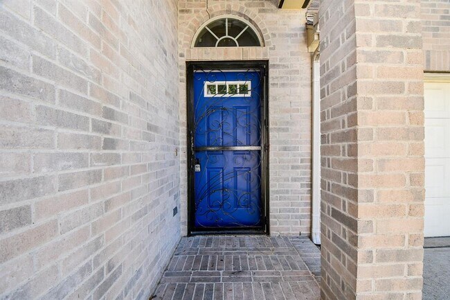 Foto del edificio - 13235 Vineyard Falls Dr