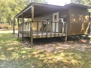 Building Photo - 910 Polk St