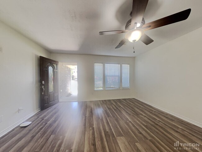 Foto del edificio - 3230 Dogwood Springs Drive Houston TX