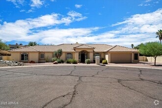 Building Photo - 15311 E 2 Gun Cir