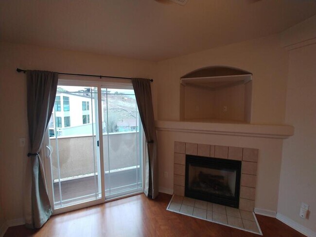 Building Photo - 1415 Madison Ridge Heights