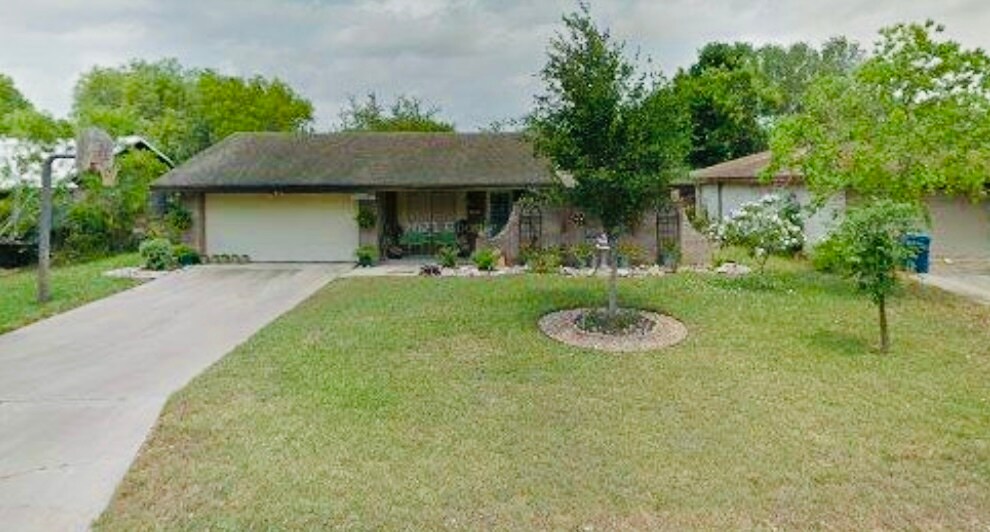 407 E 10th St, TX 78343 House Rental in TX