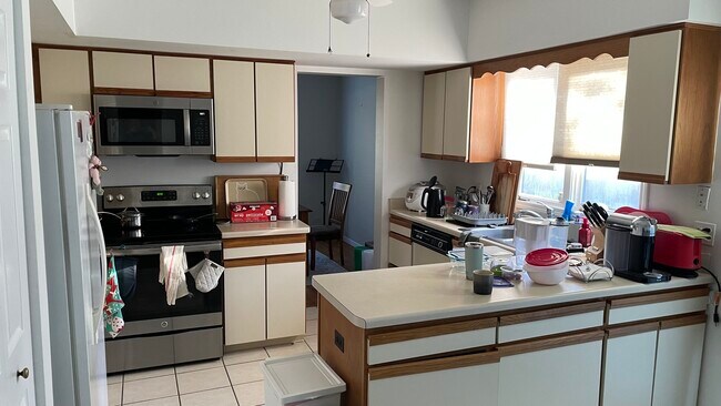 Foto del edificio - 909 Suffolk Ct
