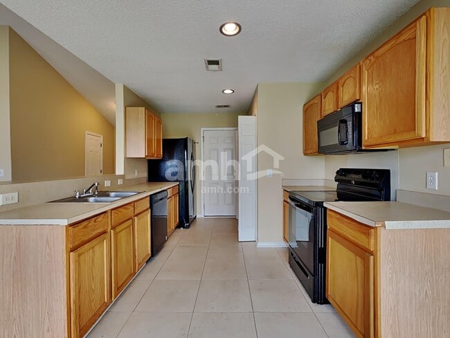 Building Photo - 89 Dovetail Cir