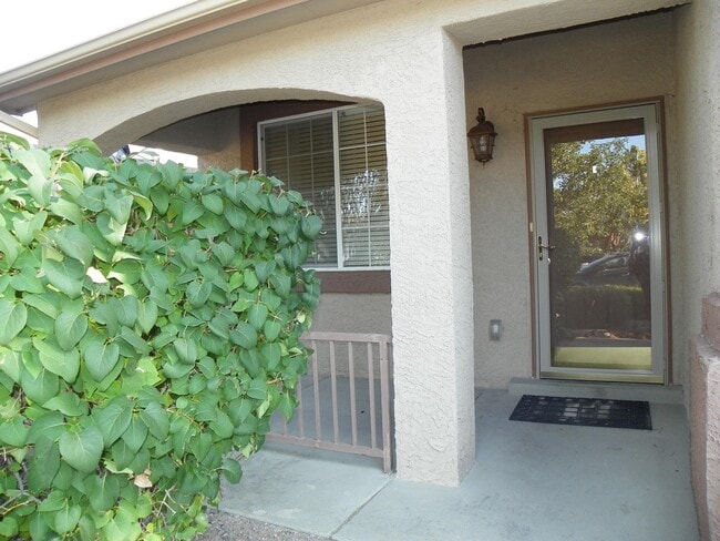 Foto del edificio - 532 Soothing Meadows Dr NE