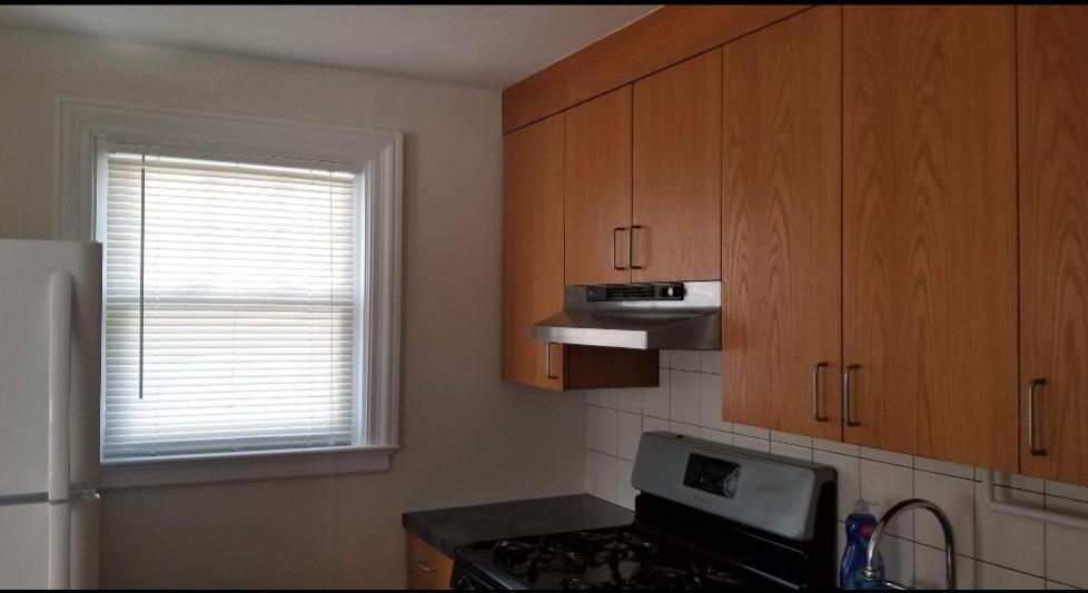 Kitchen - 9-14 5th St
