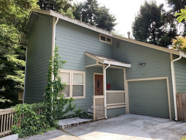 Building Photo - 795 Dorothy Court