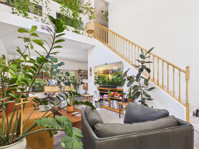 Foto del edificio - 17606 N 17th Pl