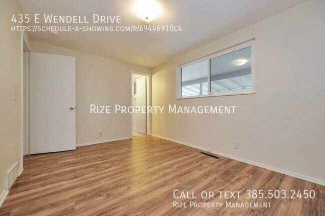 Foto del edificio - 435 E Wendell Dr