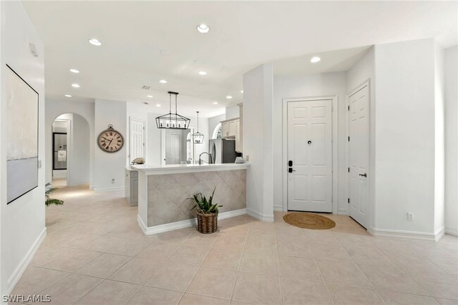 Building Photo - 20112 Saraceno Dr