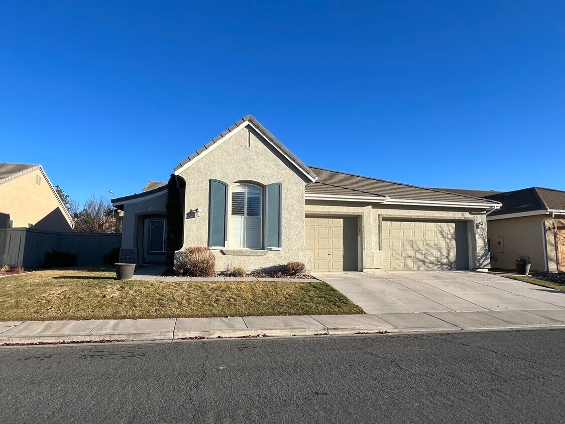 Primary Photo - 9872 Bridgeview Dr in Double Diamond