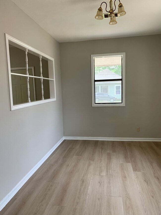 Foto del edificio - 3bed/1bath house