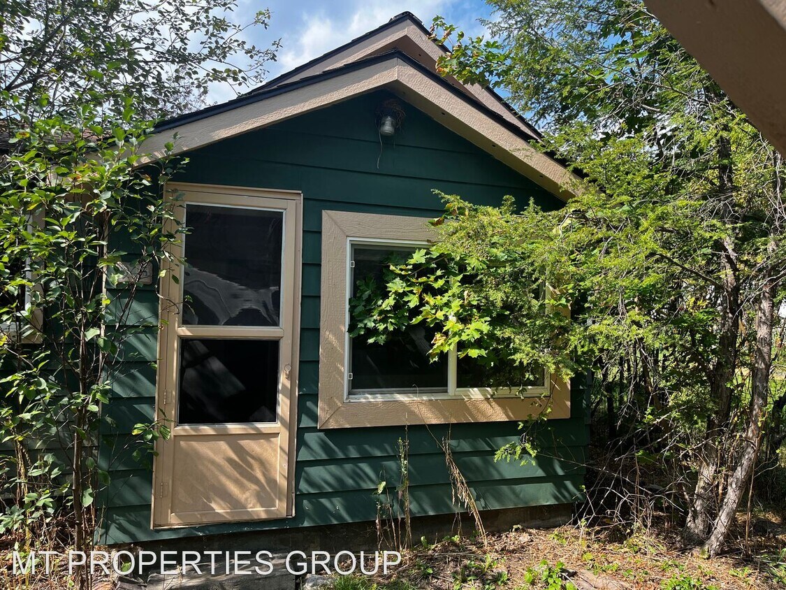 2 br, 1 bath House 945 4th St House Rental in Missoula, MT