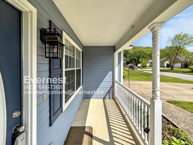 Foto del edificio - 3-Bedroom, 2-Bath Home with Modern Applian...