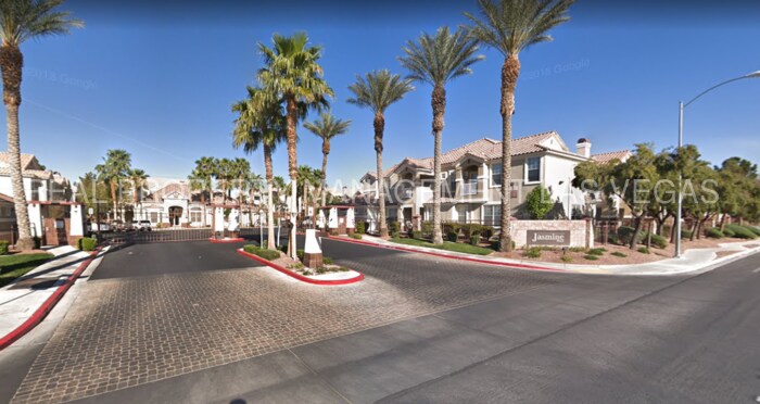 Foto principal - WONDERFUL 2 BEDROOM CONDO W/GARAGE