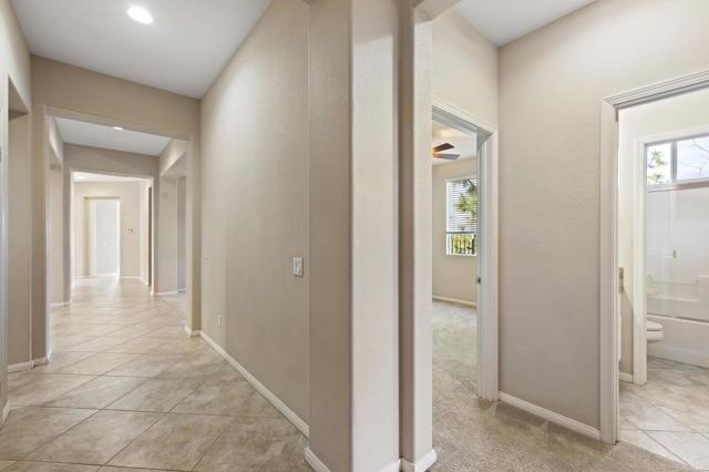 Building Photo - 1533 Brookside Ct