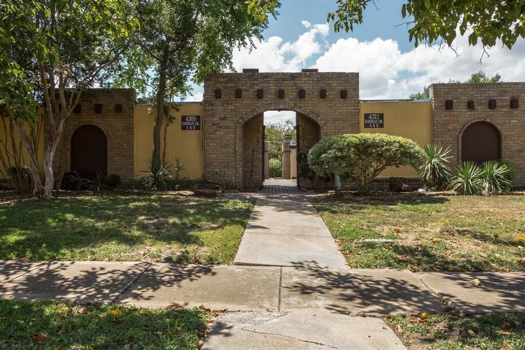 4311 Gorman Dr, Fort Worth, TX 76132 Townhome Rentals in Fort Worth