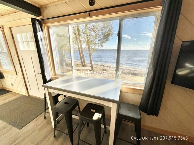 Foto del edificio - 8 Sand Beach Ln