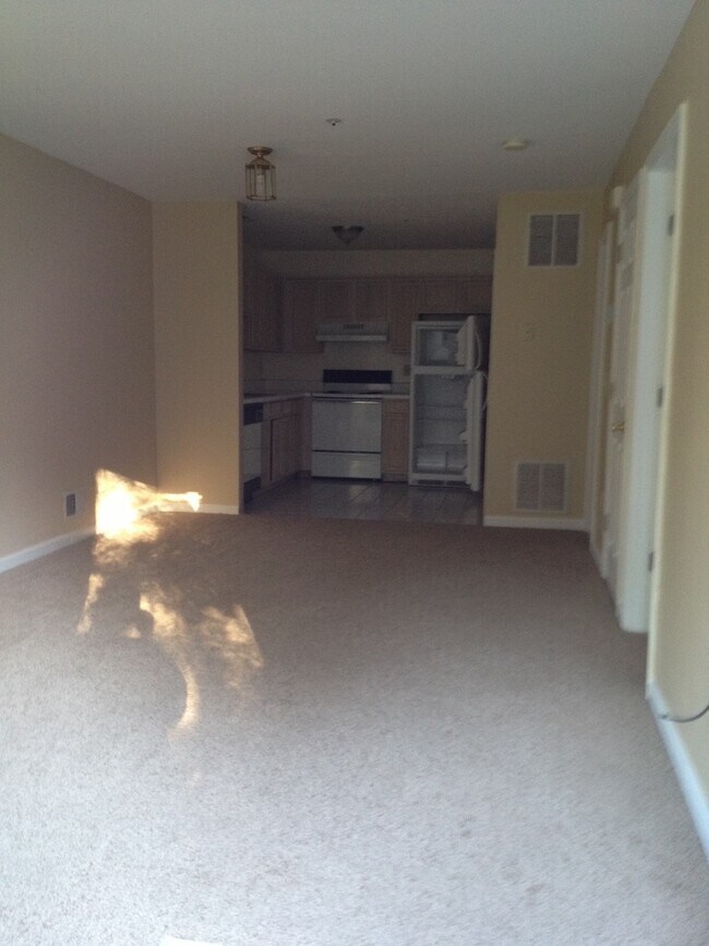 Building Photo - 24 Stone Creek Ln