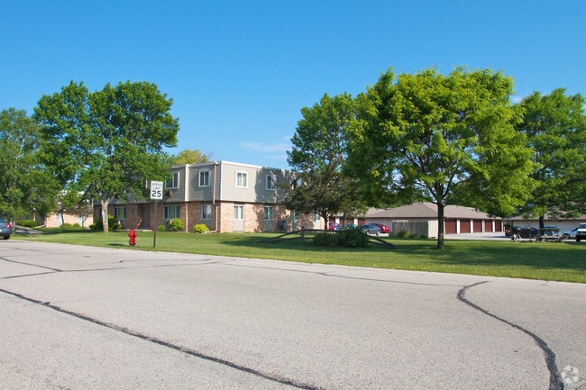 Building Photo - N133 W15522 Francese Dr