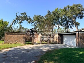 Building Photo - 1607 Chestnut Ridge Rd Building Photo - 1607 Chestnut Ridge Rd
