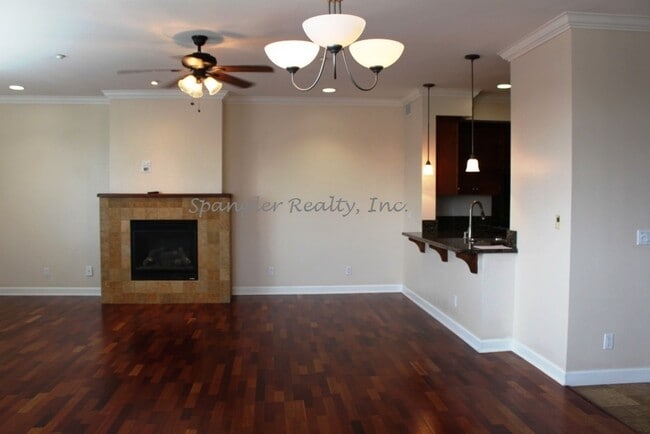 Building Photo - 553 Laguna Dr