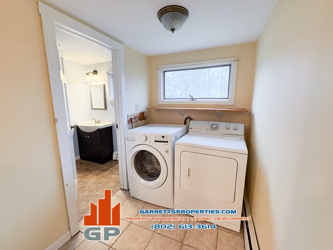 Photo - 4 Nashville Rd House