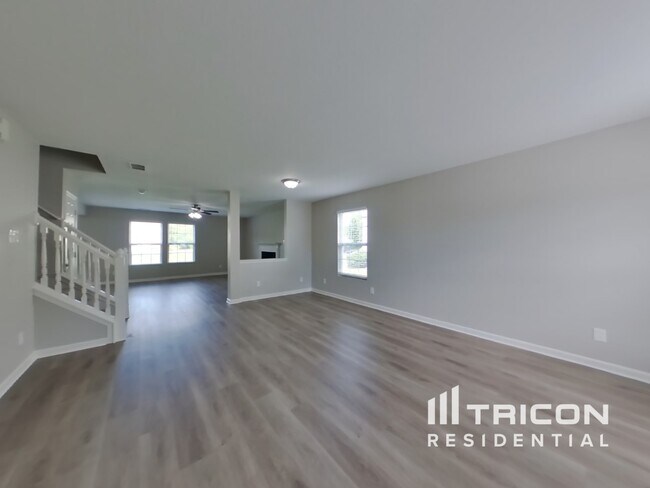 Foto del edificio - 12724 Frank Wiley Ln