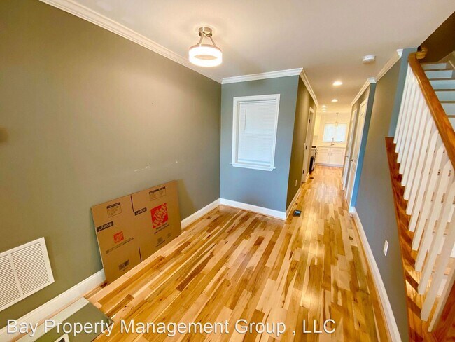 Building Photo - 3 br, 2.5 bath House - 527 S Chester St