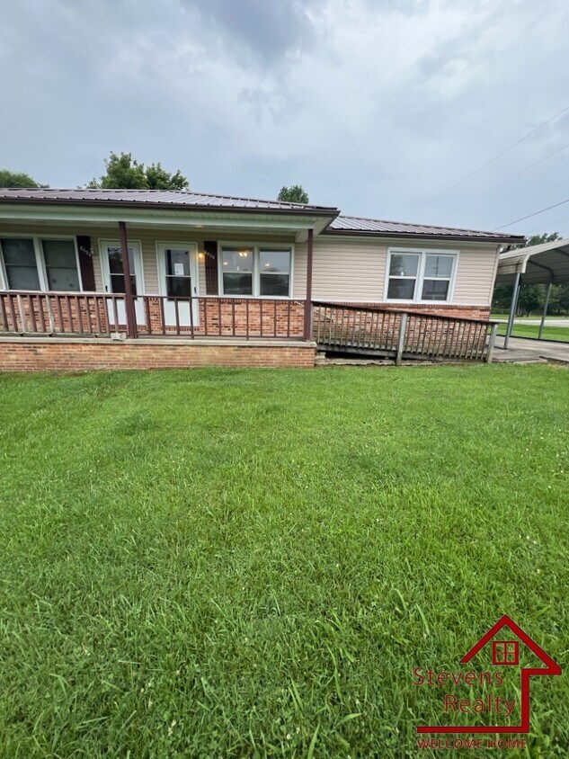 Primary Photo - 1203 Mountain View Dr