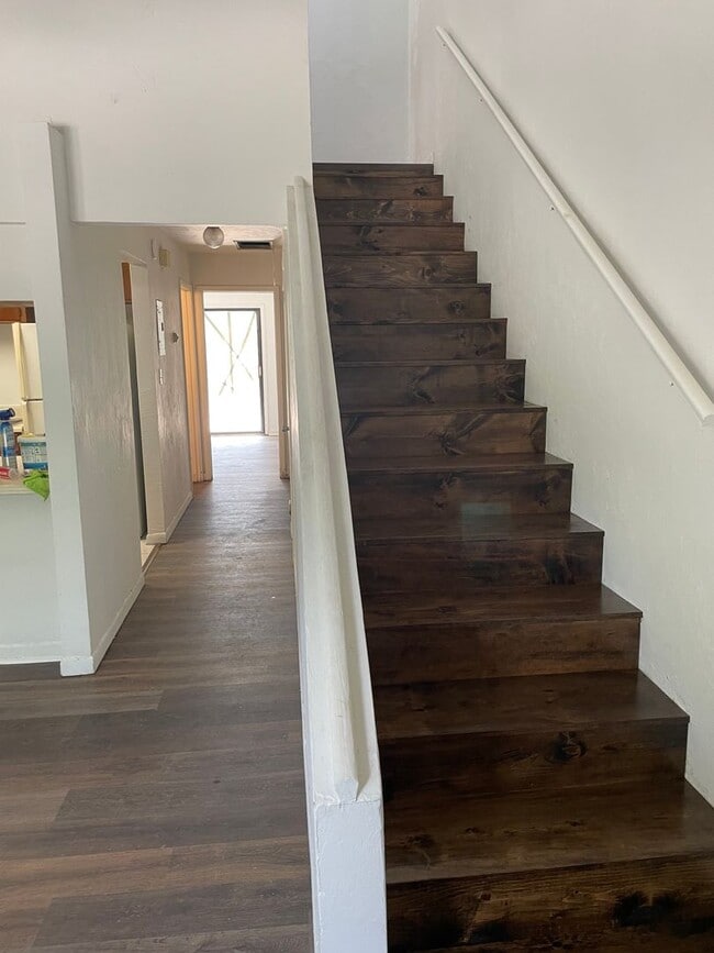 Photo - 2 bed 2 bath townhome on Orange Ave