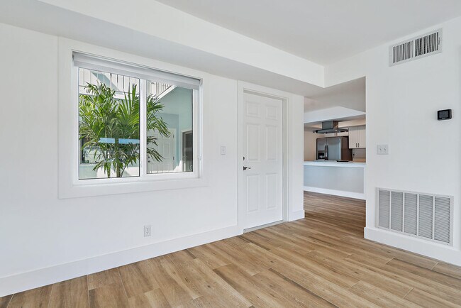 Foto del edificio - 401 Southwind Dr