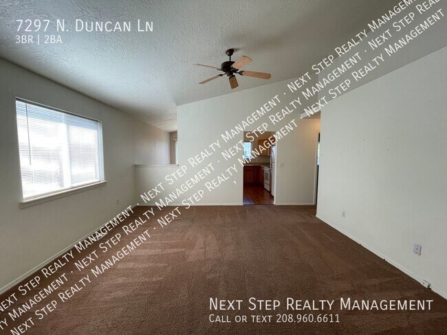 Foto del edificio - 3 Bed 2 Bath - NO SECURITY DEPOSIT REQUIRED!