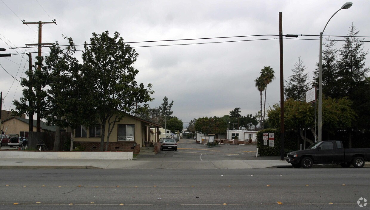 Primary Photo - Thunderbird Mobile Home Park