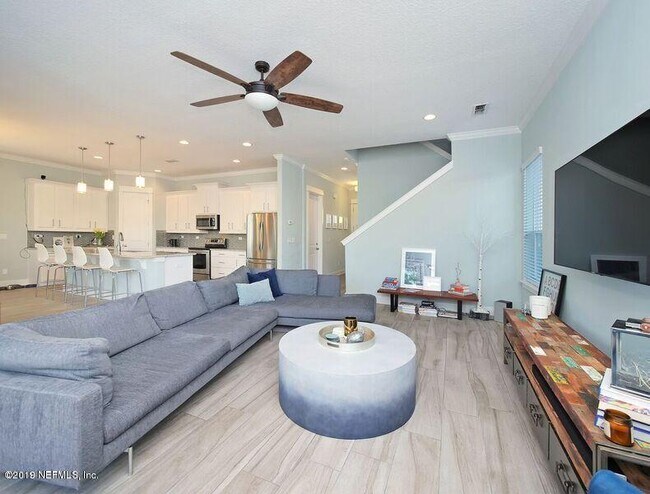 Foto del edificio - 915 8th Ave N